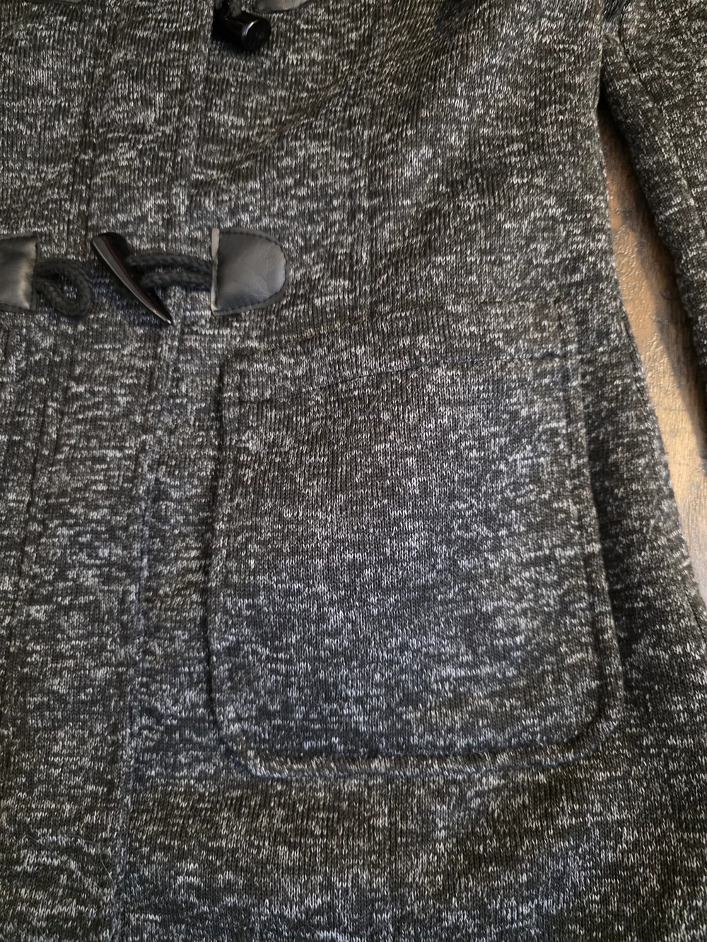 Yoki charcoal hooded
